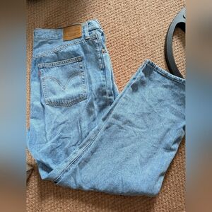 Levi's Womens Ribcage Straight Leg Jeans